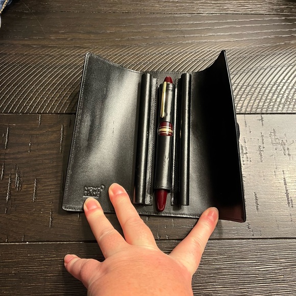 Montblanc Meisterstuck 147 traveler fountain pen
Serial number YI1125308 - Picture 5 of 7